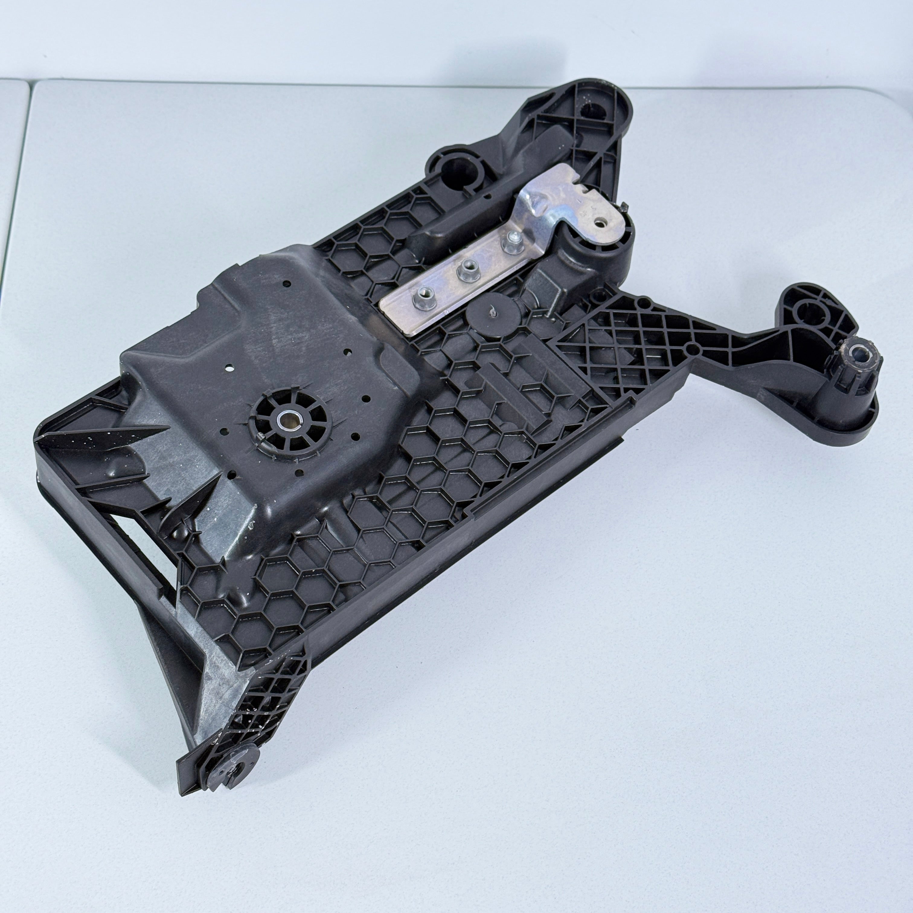 CUPRA BATTERY CONSOLE 5WA915331