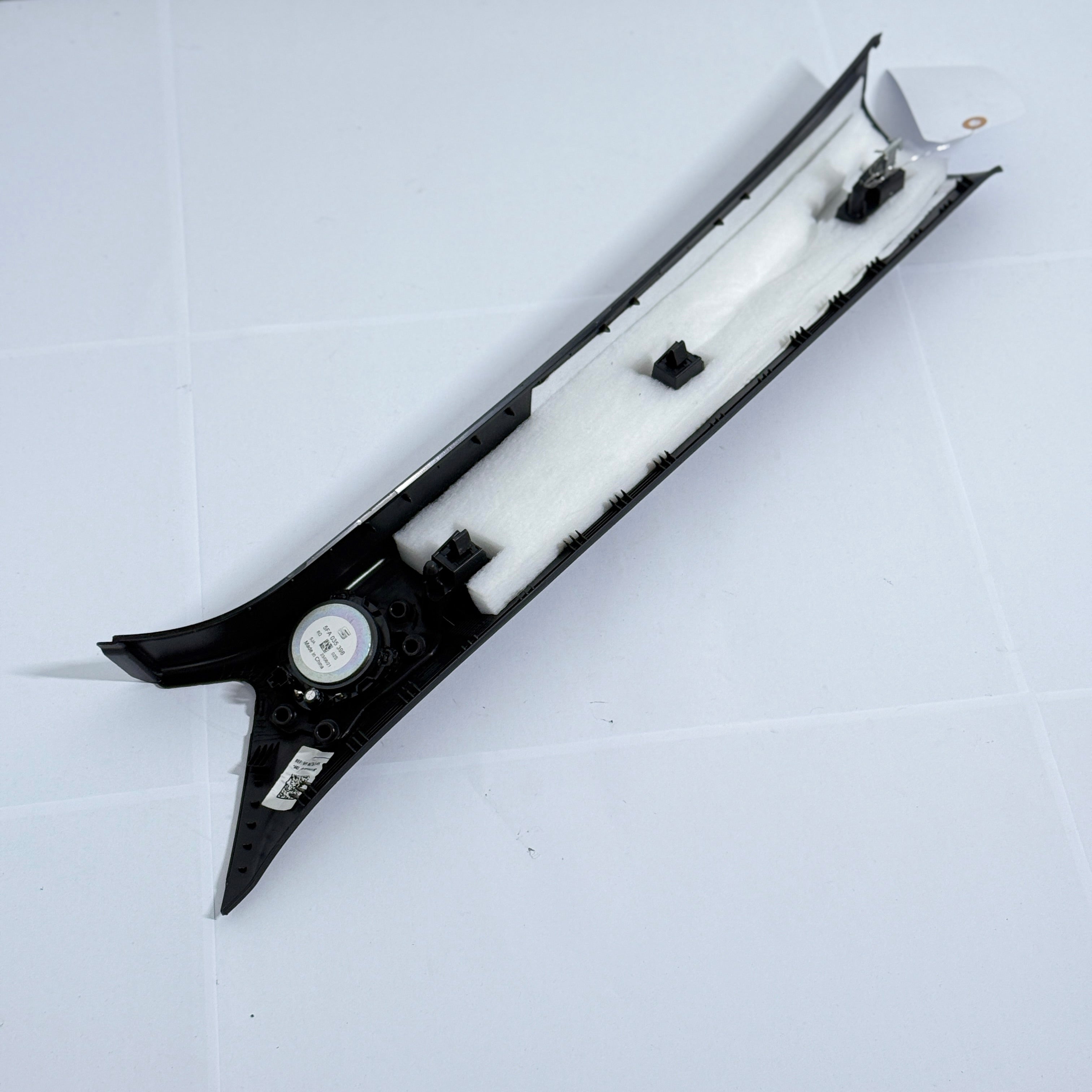 CUPRA LEON 2023 A PILLAR TRIM RIGHT 5FA867234G