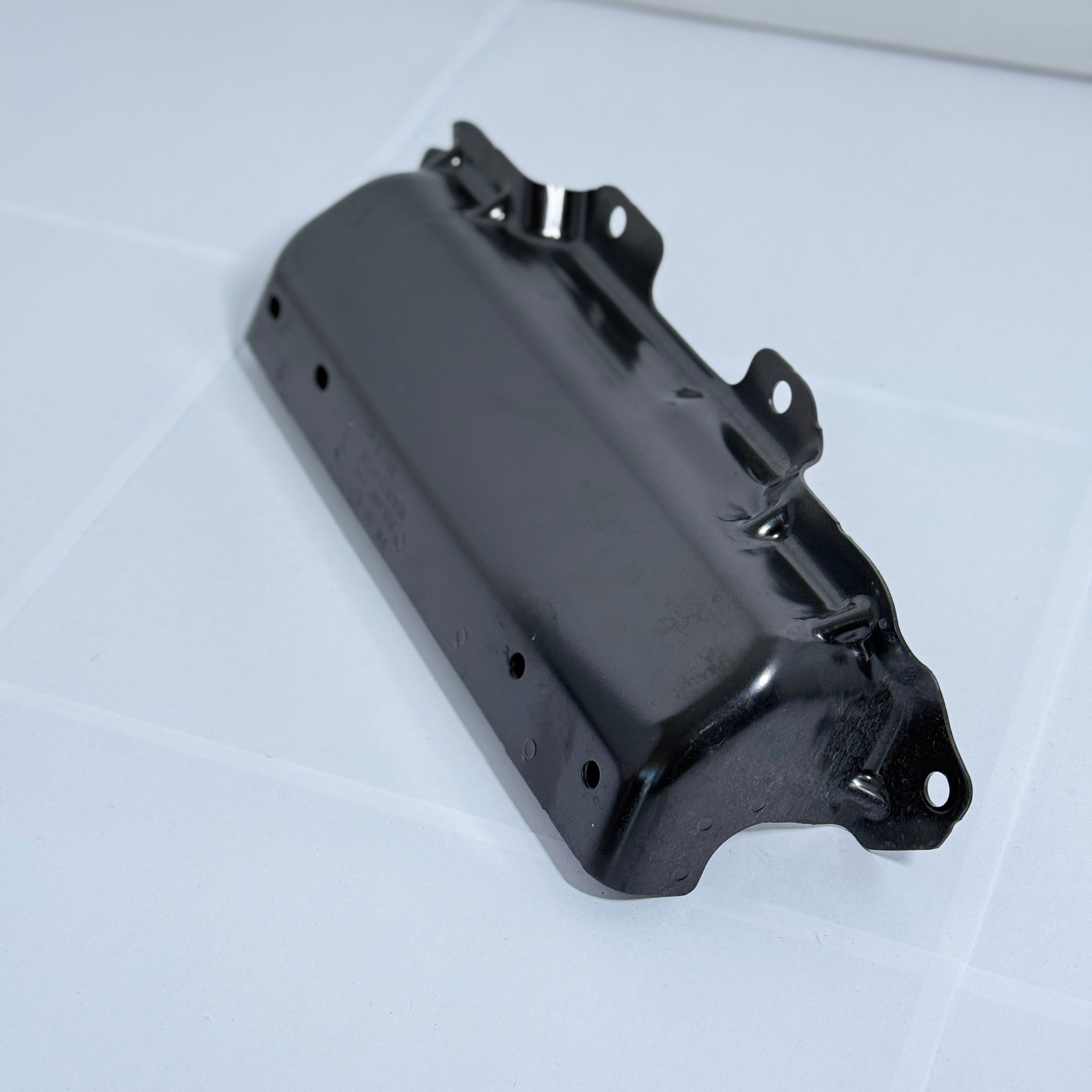 SEAT CUPRA BORN 2023 UNDERRUN BAR 1EA825921B