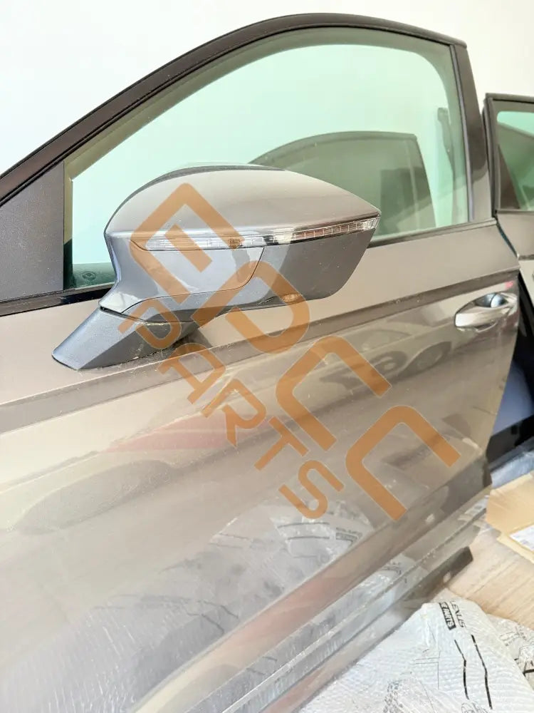 CUPRA ATECA LEFT FRONT DOOR 575831051E Door