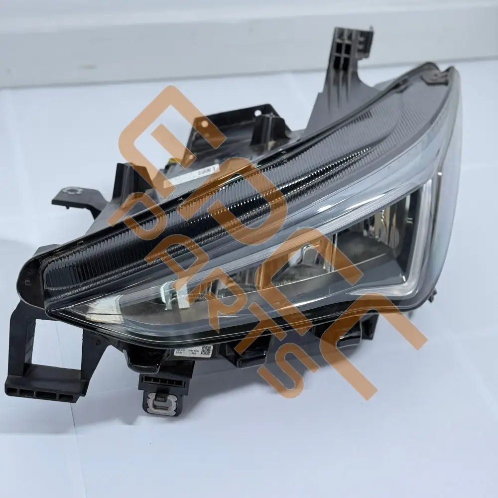 SEAT CUPRA BORN 2023 LEFT LED HEADLIGHT 10H941773