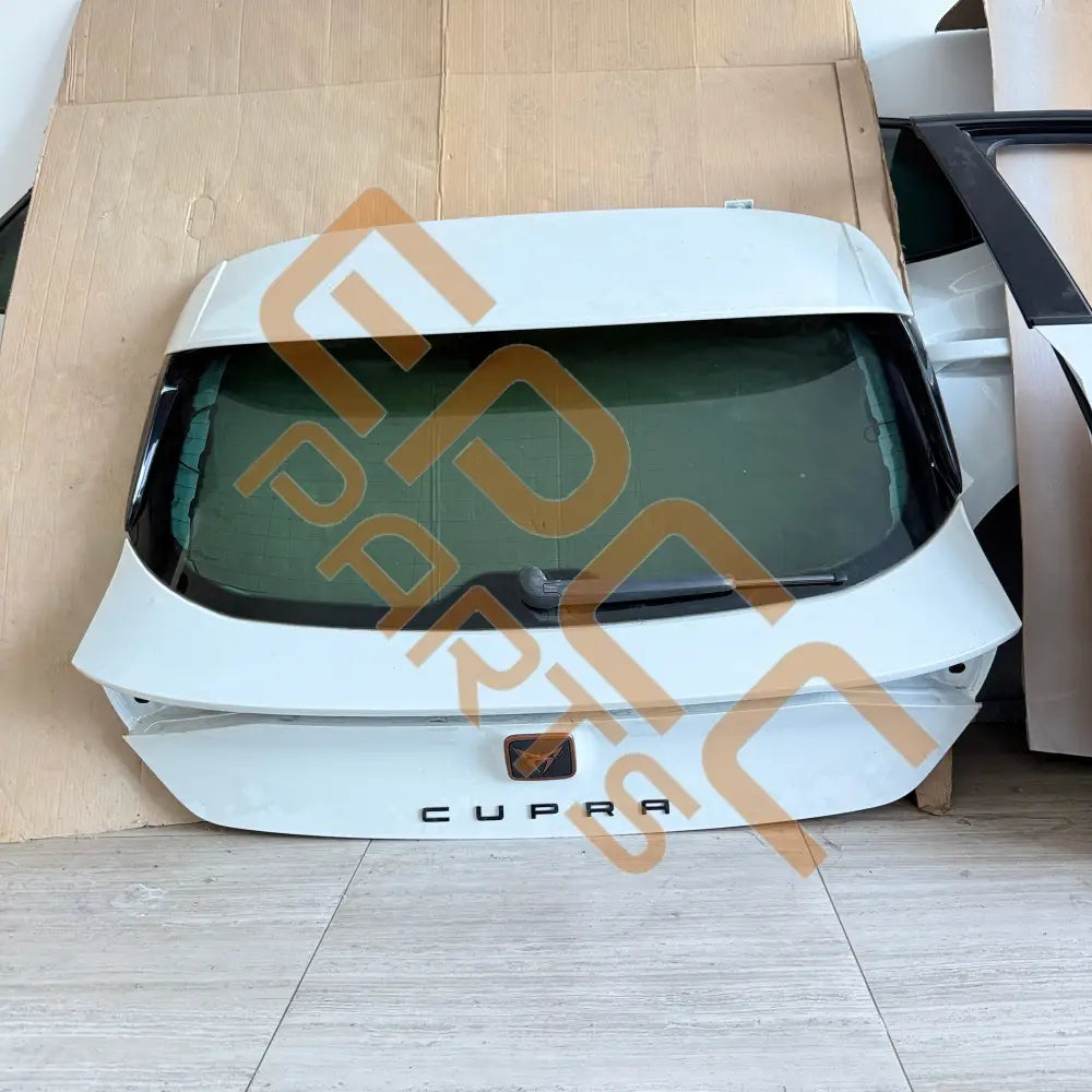CUPRA LEON 2023 REAR LID WITH GLASS WINDOW 5FA827023