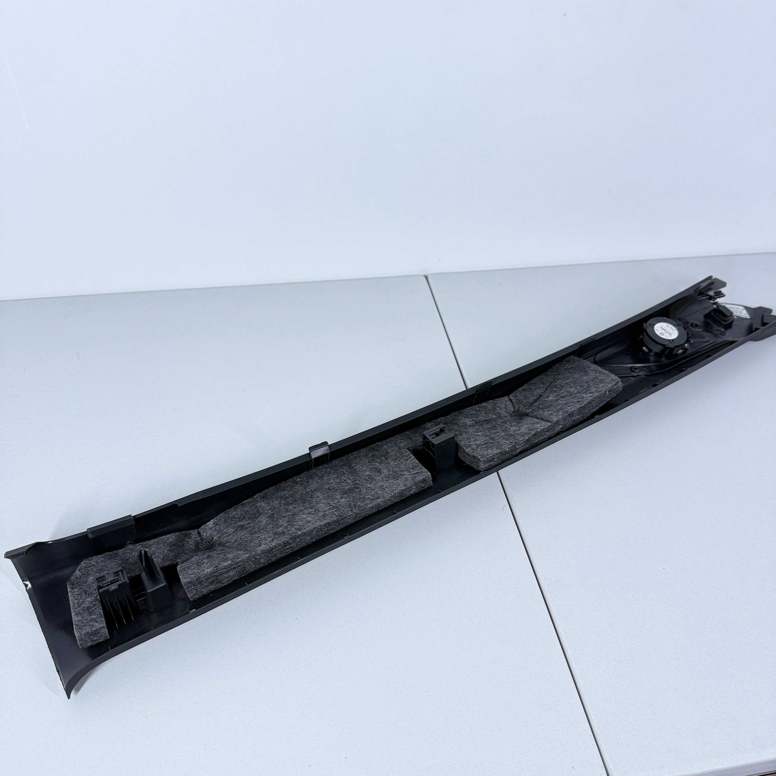 CUPRA BORN 2023 A PILLAR TRIM (RIGHT UPPER) 10A867234E