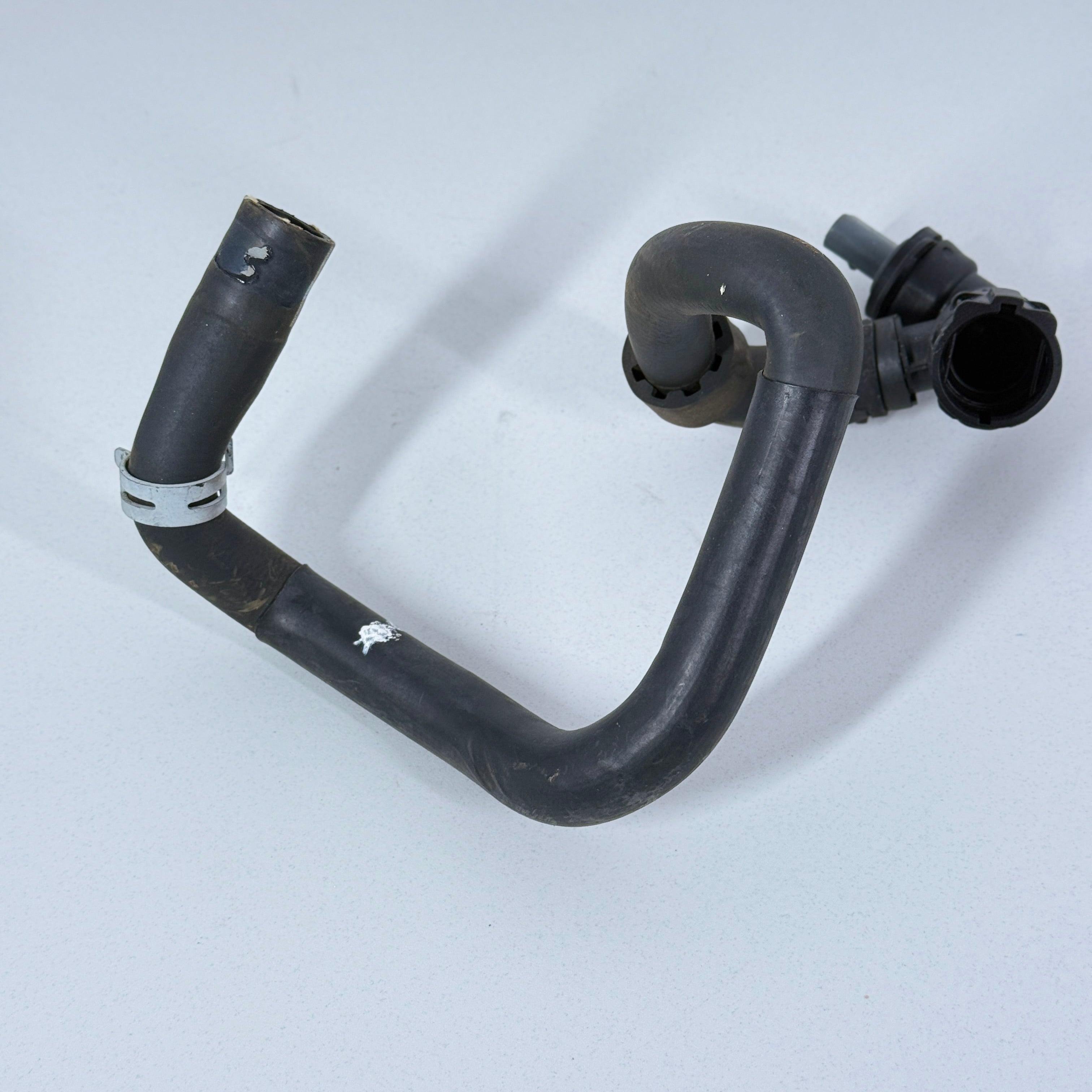 CUPRA BORN 2023 COOLANT HOSE WITH QUICK RELEASE COUPLING 1EA121053E