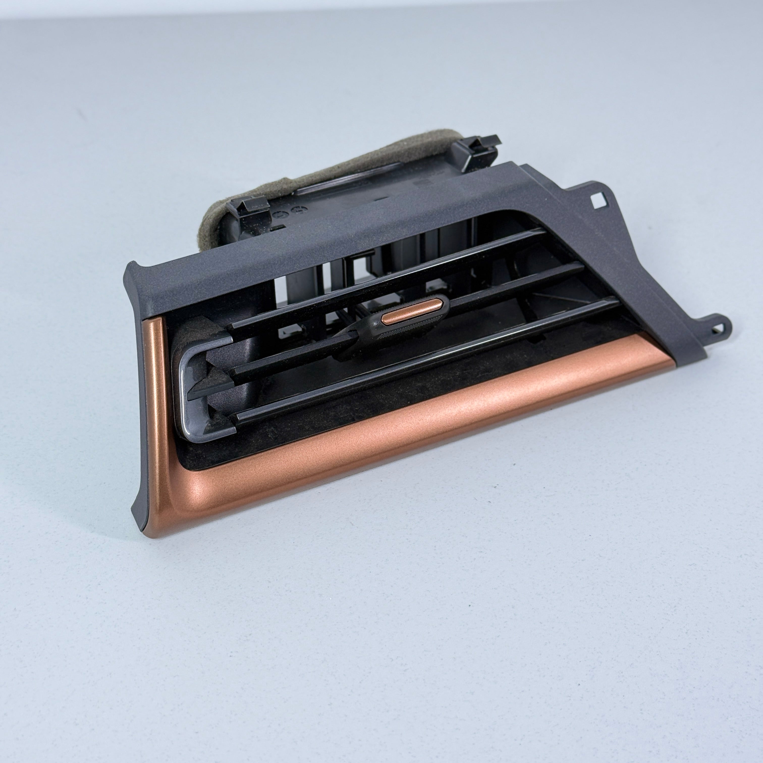 CUPRA BORN 2023 AIR VENT LEFT 10H819203A