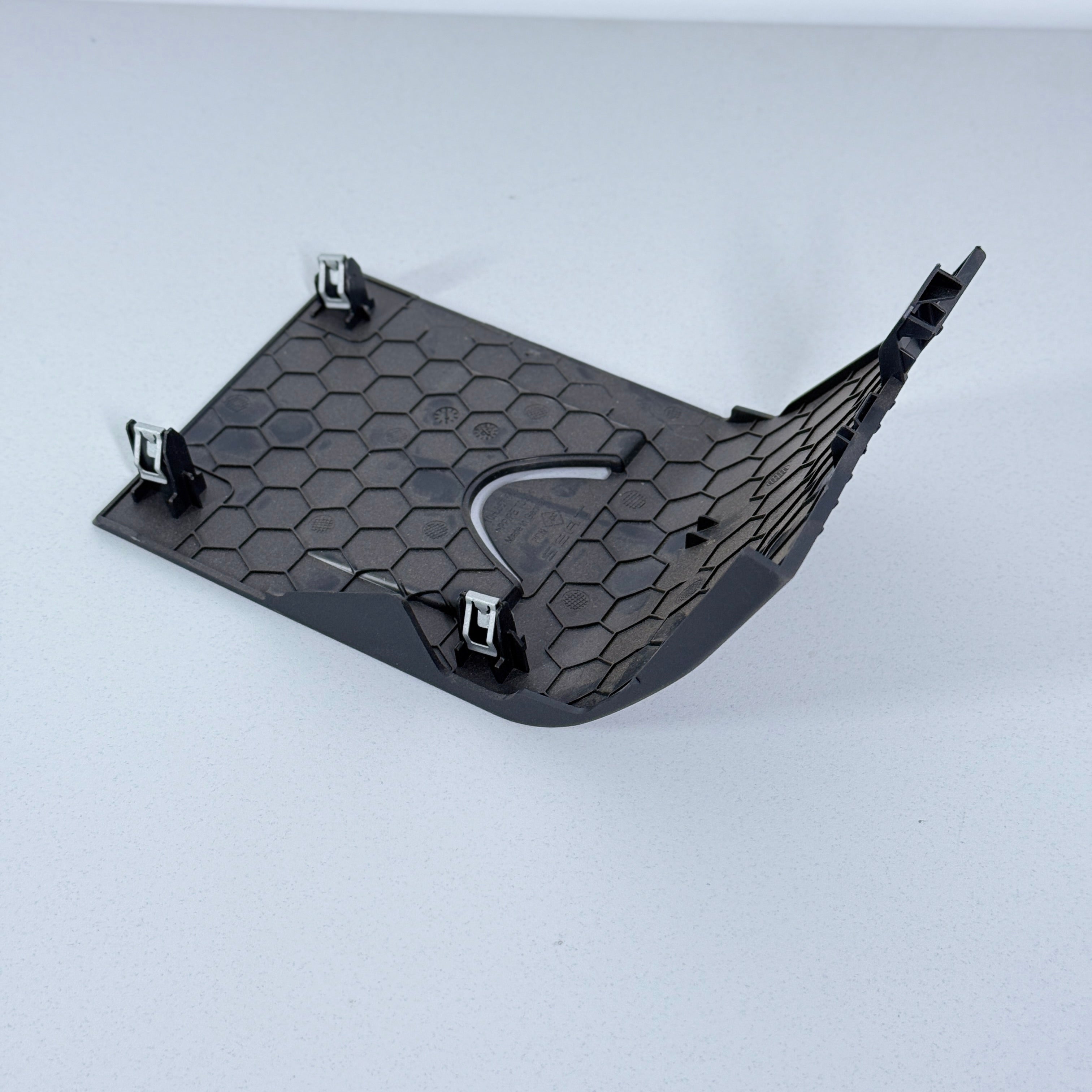 CUPRA BORN 2023 END CAP RELAY BOX 10H857563B