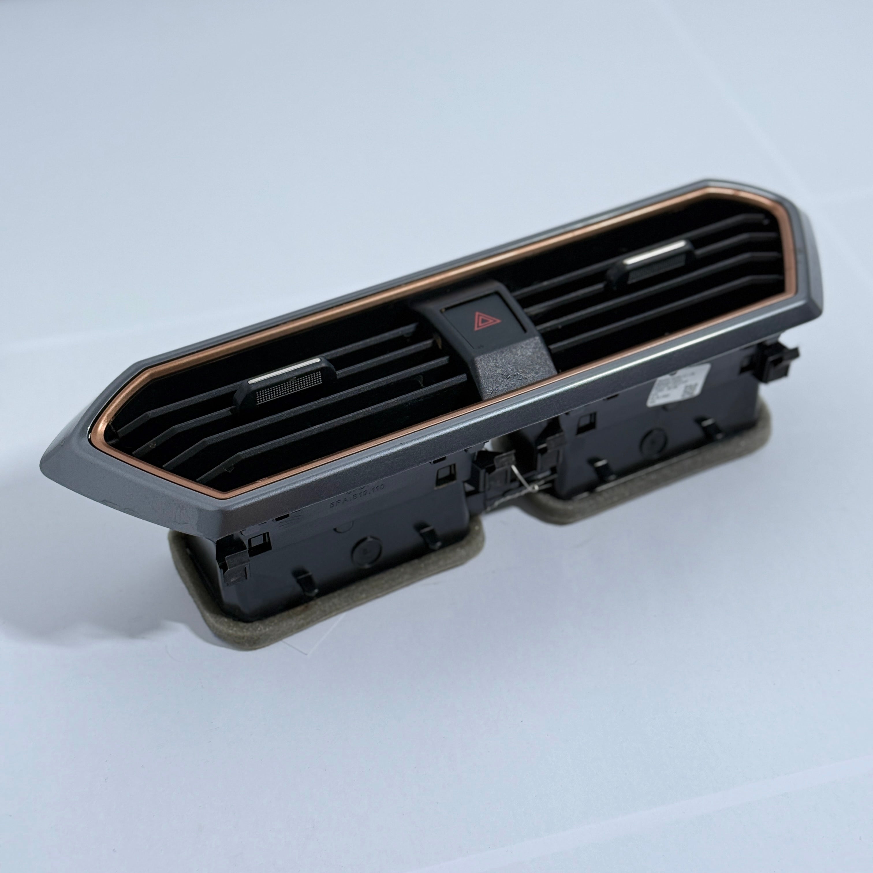 CUPRA AERATOR GRILLE 5FA819110A