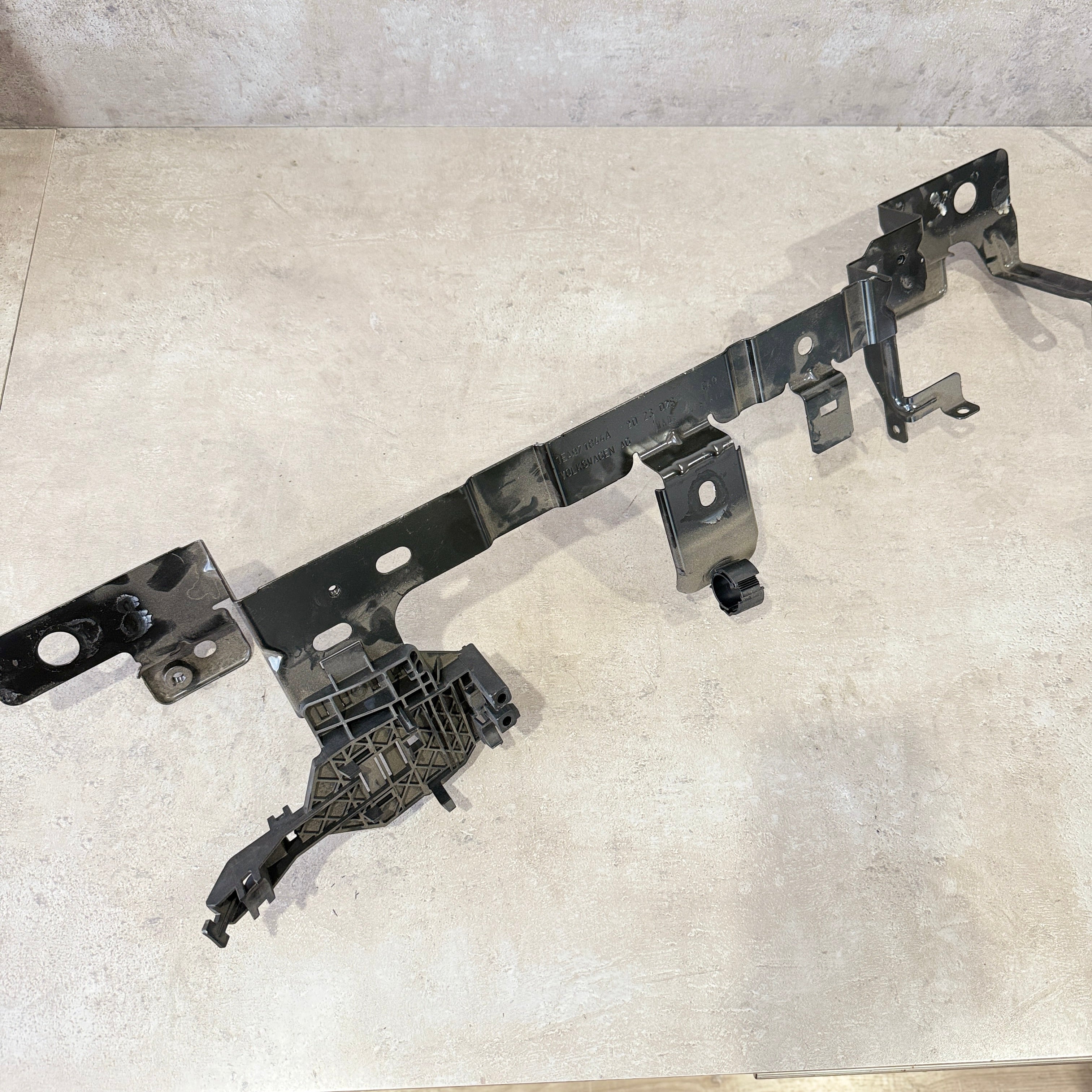 CUPRA BORN 2023 BRACKET CABLE GUIDE 1EA971844A