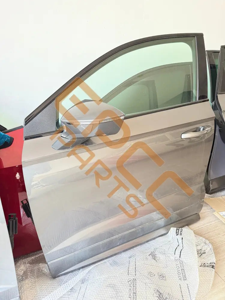 CUPRA ATECA LEFT FRONT DOOR 575831051E Door