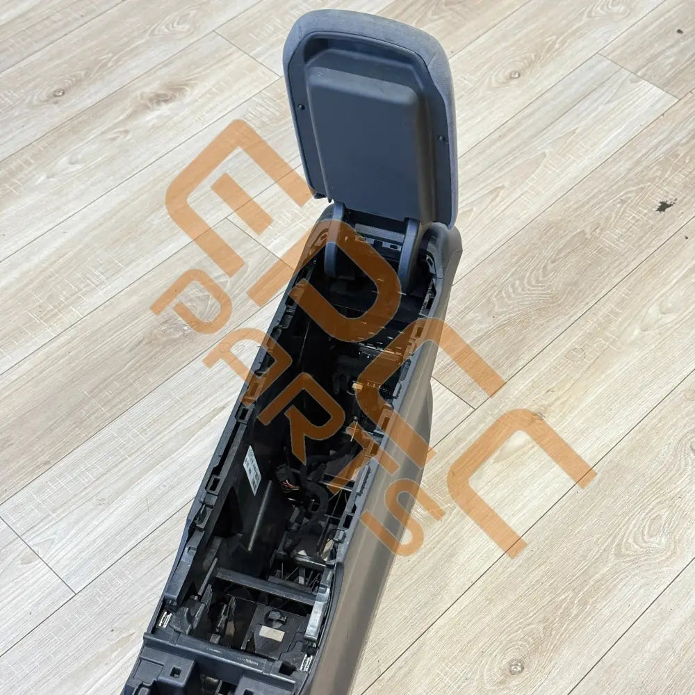CUPRA BORN 2023 CENTRE CONSOLE 10E863242D