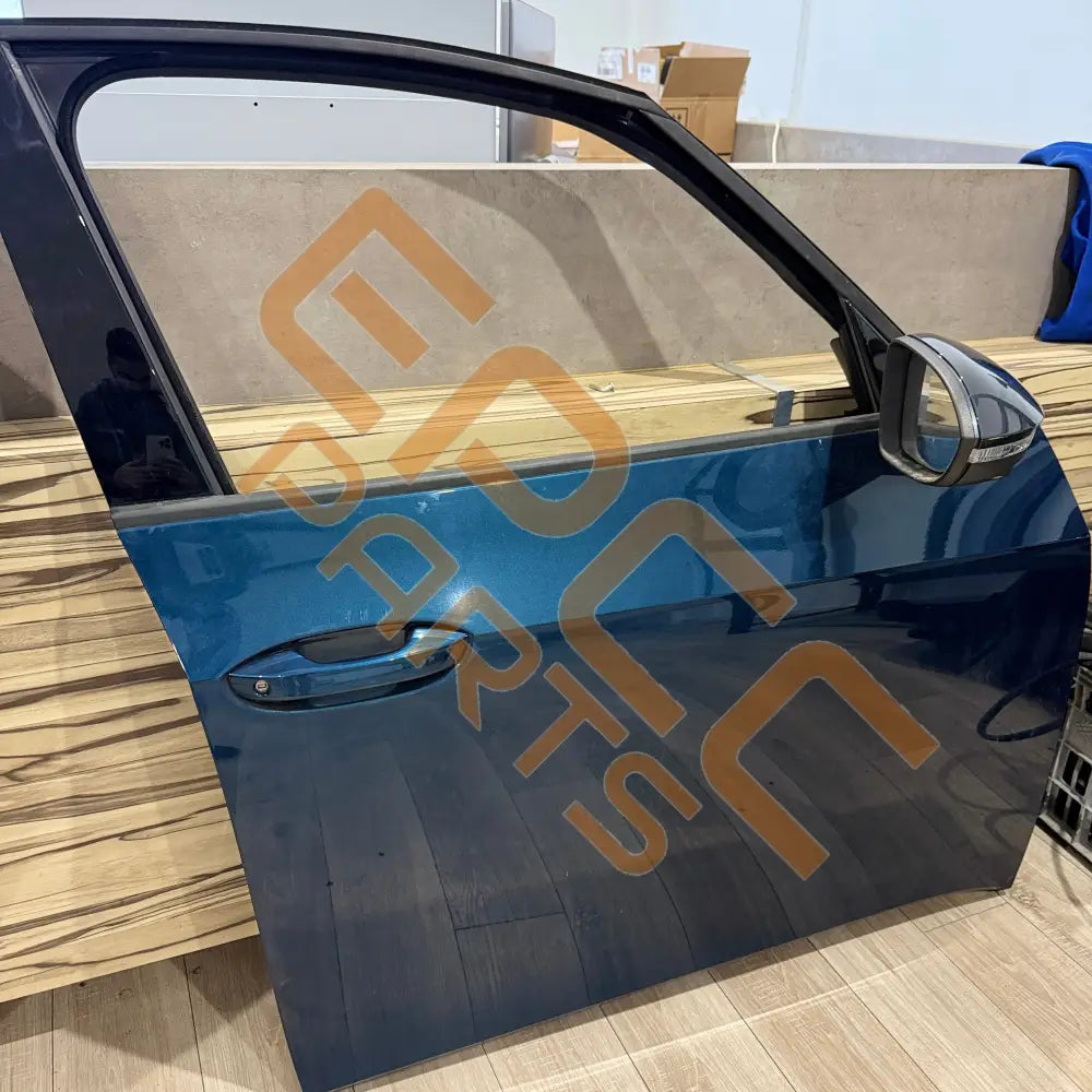 CUPRA BORN FRONT DOOR RIGHT SIDE 10A831056N
