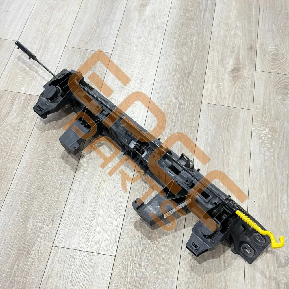 SEAT CUPRA BORN 2023 RADIATOR SUPPORT TOP CARRIER BRACKET 10A805563E