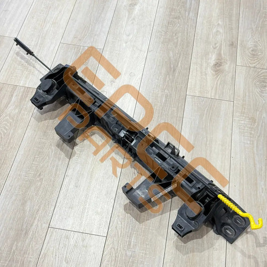 SEAT CUPRA BORN 2023 RADIATOR SUPPORT TOP CARRIER BRACKET 10A805563E