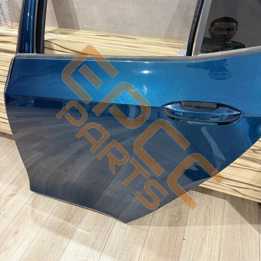 CUPRA BORN REAR DOOR LEFT SIDE 10A833055G