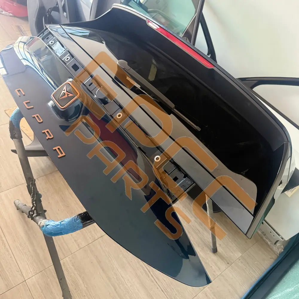 CUPRA BORN REAR LID