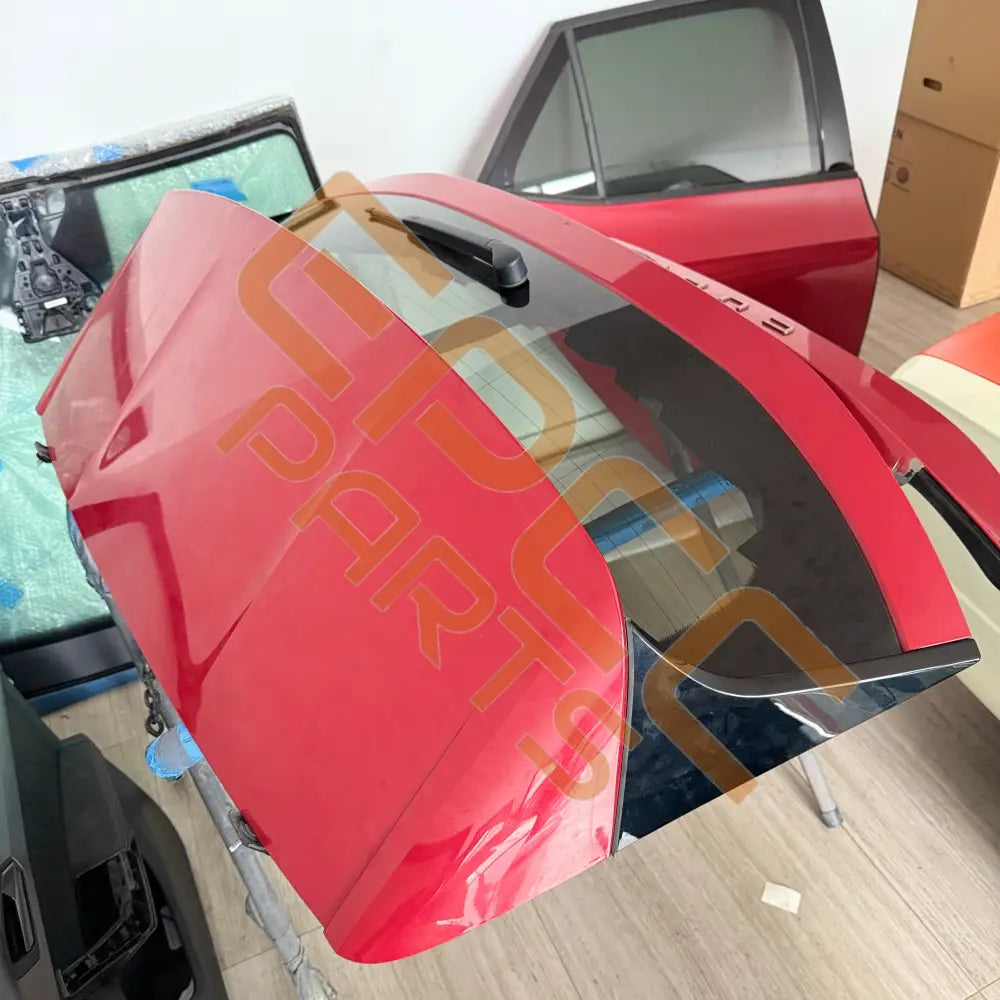 CUPRA BORN 2023 REAR LID WITH GLASS WINDOW 10E827021