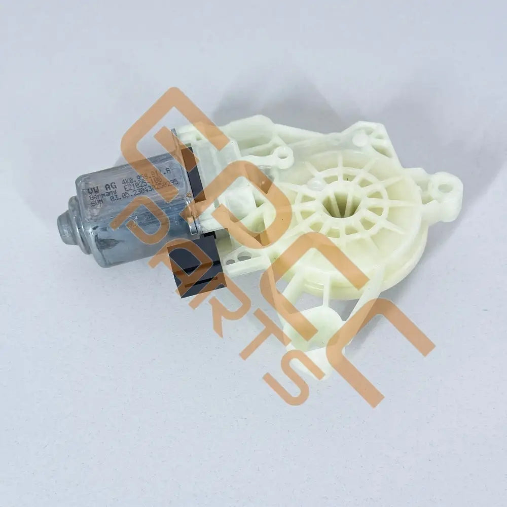 CUPRA BORN WINDOW REGULATOR MOTOR 4K0959811A