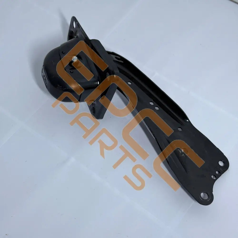 SEAT CUPRA FORMENTOR 2022 AXLE GUIDE (LEFT) 5Q0505223D 5Q0505225C