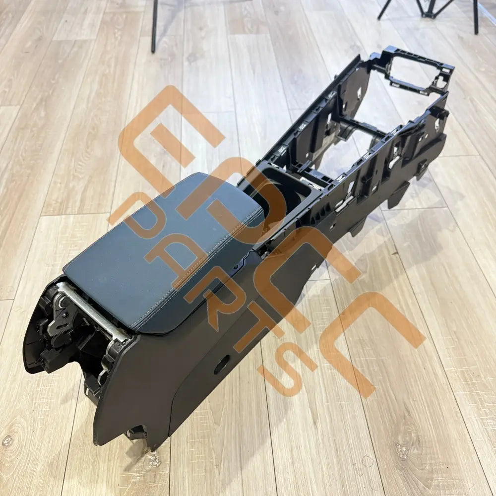 CUPRA FORMENTOR 2023 CENTER CONSOLE WITH ARMREST 5FF864207B 5FC863241D