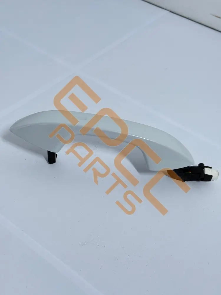 SEAT CUPRA FORMENTOR 2022 DOOR HANDLE (LEFT) 5FA837205 Door