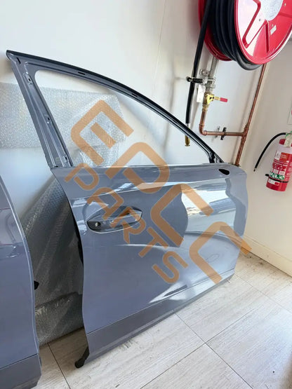 CUPRA FORMENTOR RIGHT FRONT DOOR 5FF831052A Door