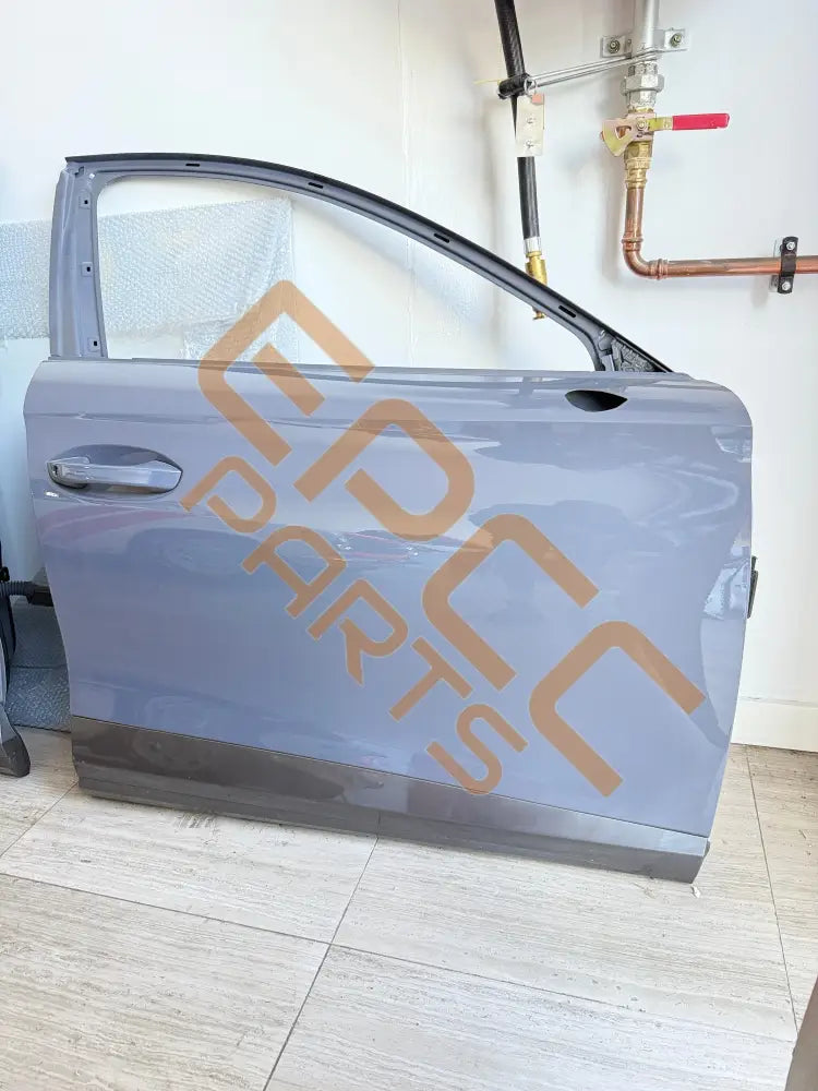 CUPRA FORMENTOR RIGHT FRONT DOOR 5FF831052A Door