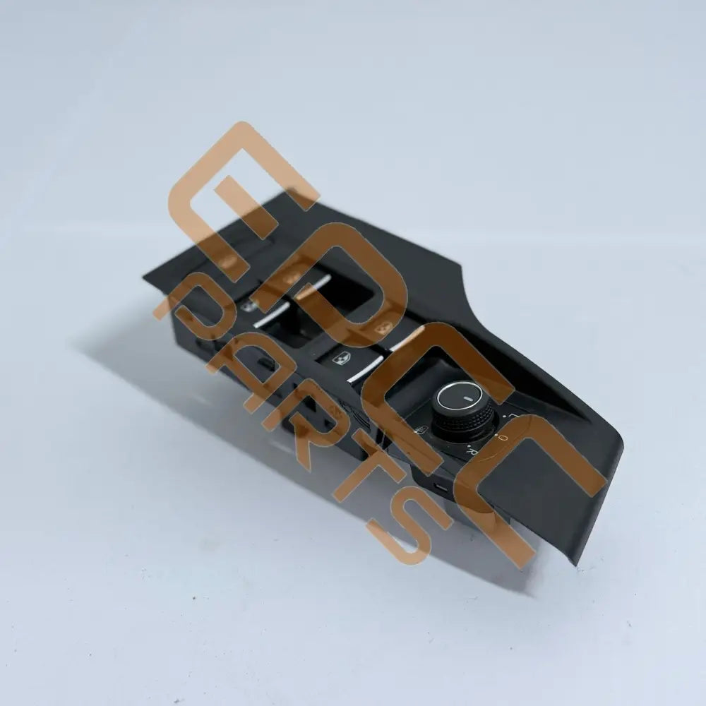 SEAT CUPRA FORMENTOR 2022 SWITCH FOR ELECTRIC WINDOW REGULATOR (DRIVERS SIDE) 5G0959857E