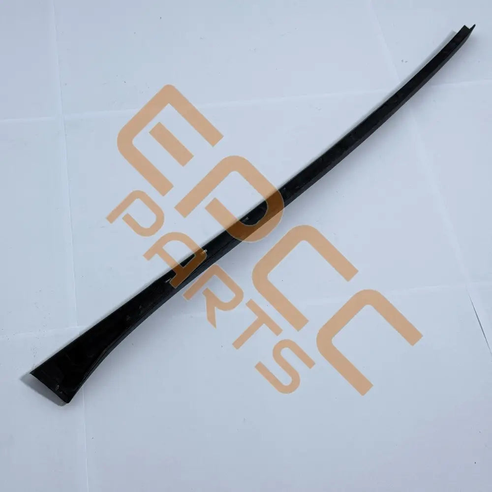 SEAT CUPRA FORMENTOR 2022 TRIM STRIP FOR WIND- SCREEN (RIGHT) 5FF854328