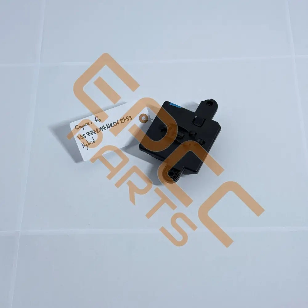 SEAT CUPRA KEYLESS ENTRY MODULE WITH COVER 5WA959436J 5WA959436Q